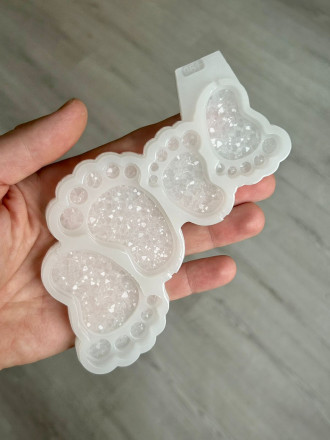 №961 Footprint of a baby. crystal mold