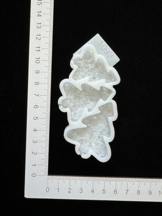 №1093 Елка кристаллическая  3 формы в одном молде   (внимание есть отверстия под палочку, их можно убрать читай описание )  