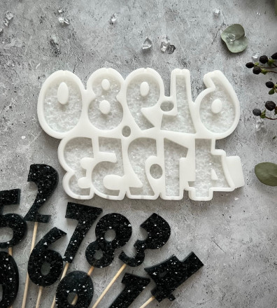 №945 Кристаллические цифры 