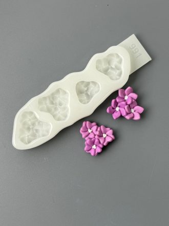 №991 цветы 4 шт в молде 