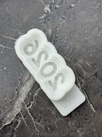 №4008 мини Табличка 2026 кристаллическая №4008 мини Табличка 2026 кристаллическая