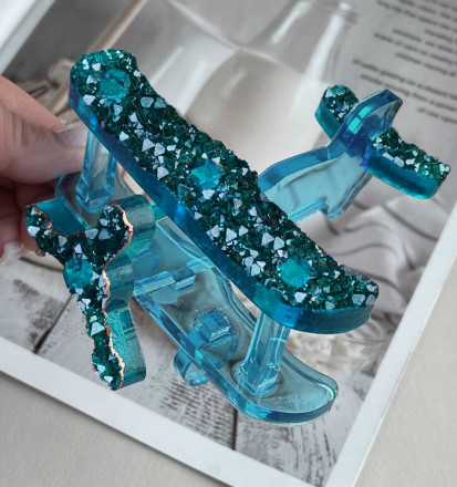 №964  Кристаллический самолет 